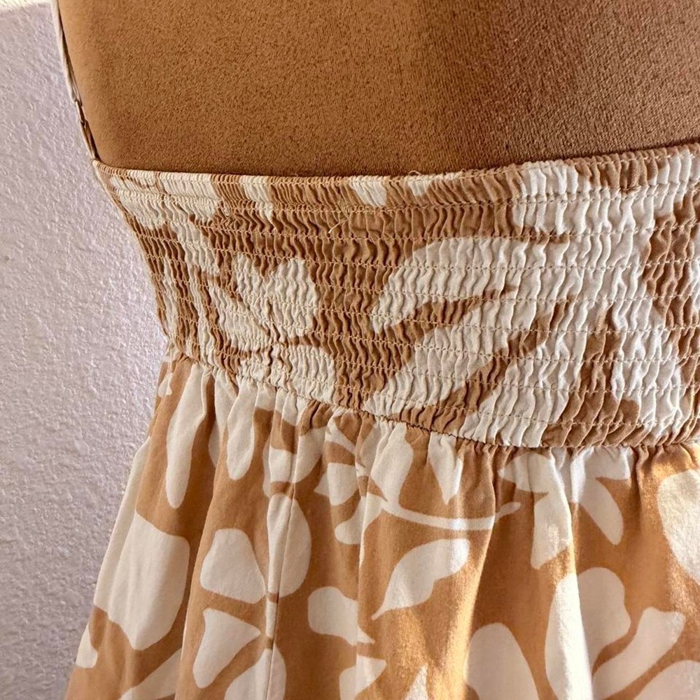 Tan and white floral maxi dress with spaghetti straps and flowy skirt - Picture 3 of 3